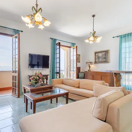 Hostdomus-villa Villa *