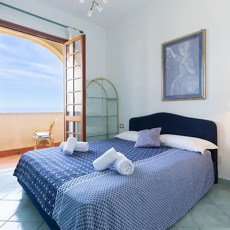 Hostdomus-villa * Noli