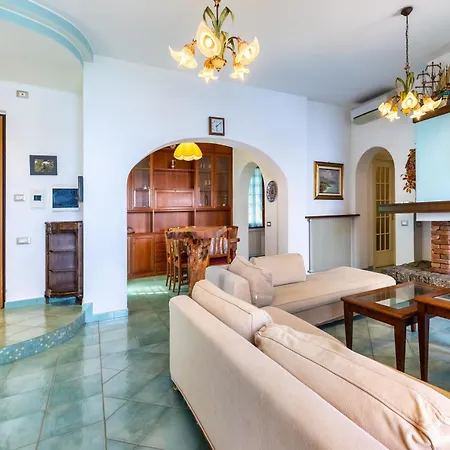 Willa Hostdomus-villa Noli