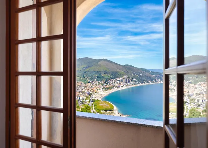 Hostdomus-villa Noli