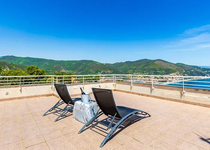 Hostdomus-villa Villa Noli